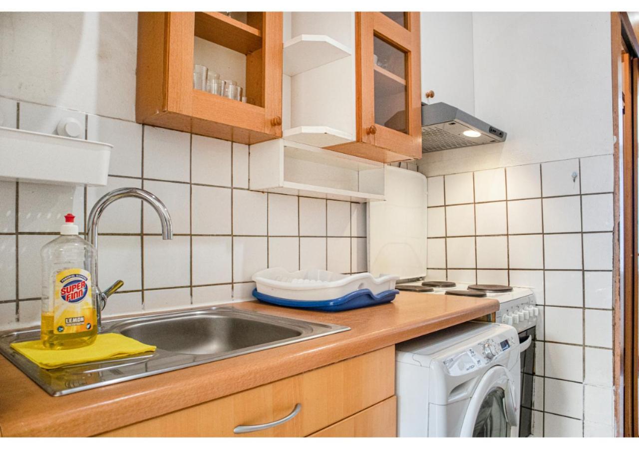 Welcoming 2Br Apt. Near Danube & Millenium Tower Wina Bagian luar foto