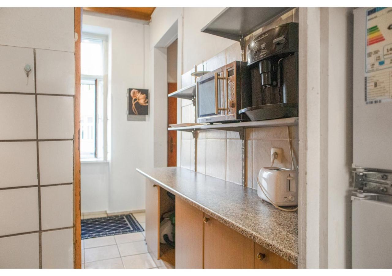 Welcoming 2Br Apt. Near Danube & Millenium Tower Wina Bagian luar foto